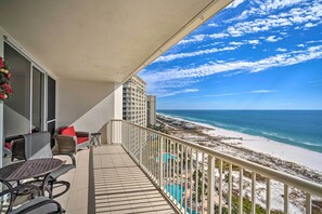 Property grounds - Waterfront Gulf Shores Escape w/ Resort Amenities! (Gulf Shores)