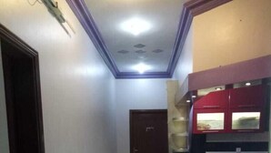Hallway - Pearl Inn Gulshan (Karachi)