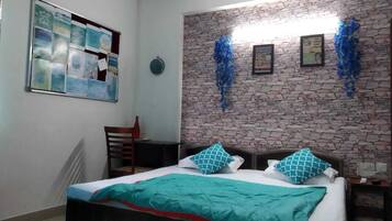 3 bedrooms, WiFi