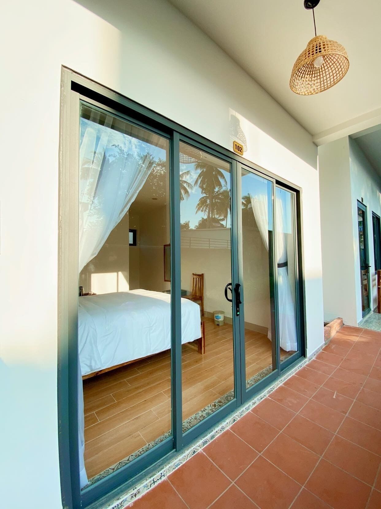 Photo - Aurora House