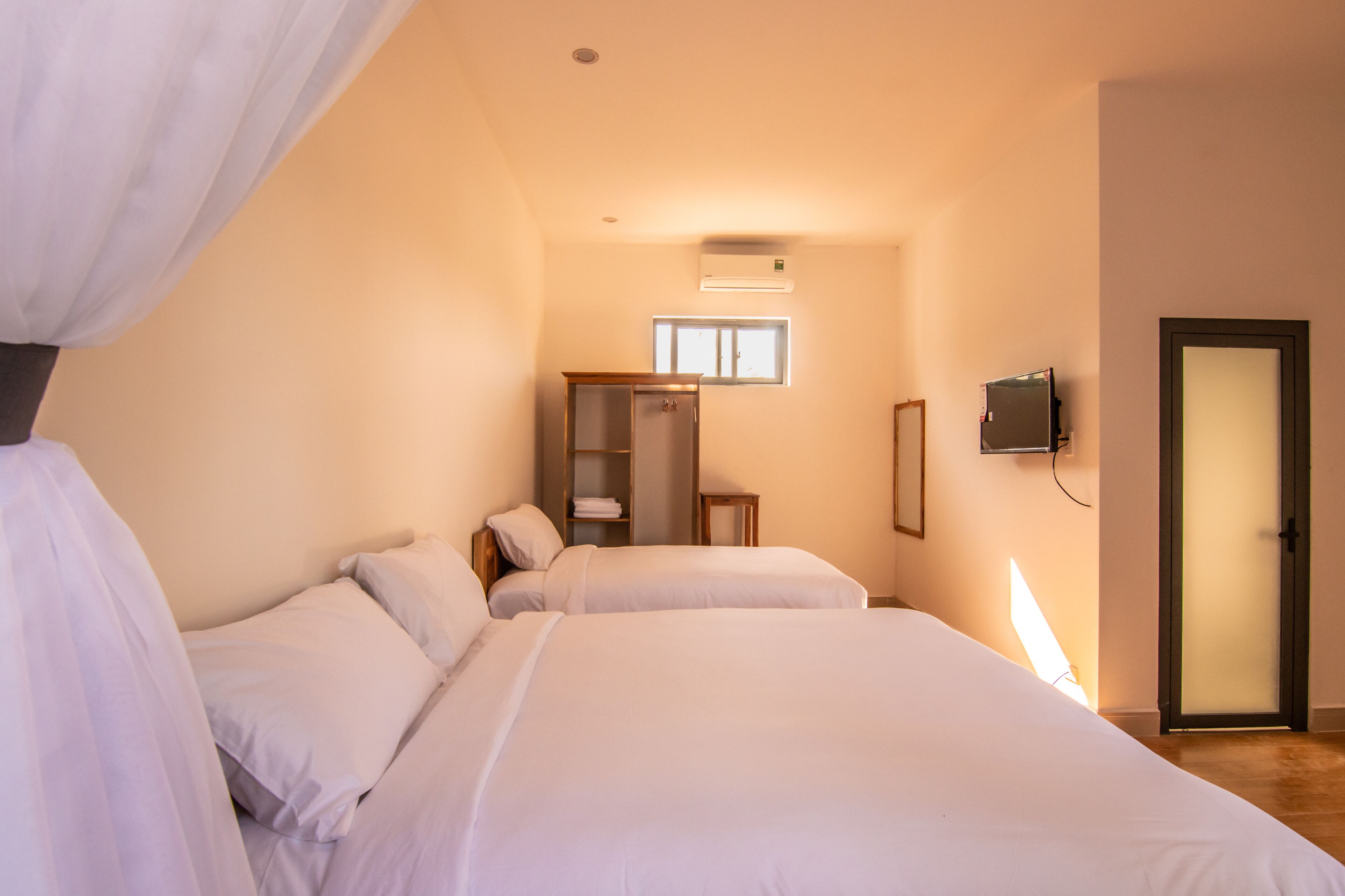 Photo - Aurora House