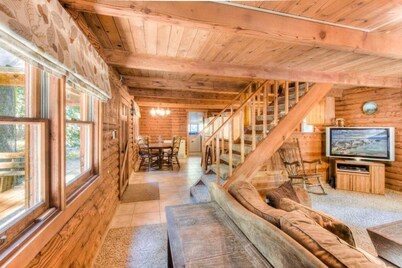 Enchanted Woods Cabin