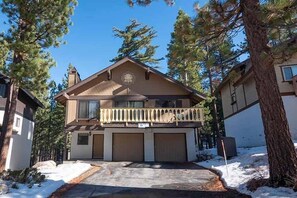 Luokittelematon kuva, 3 kautta 18, painike