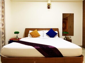 22 bedrooms, internet