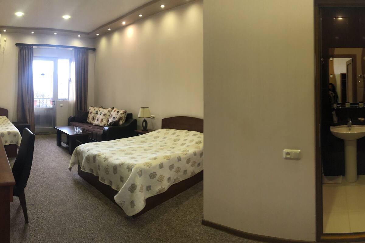 Standard Double or Twin Room | Desk, soundproofing, free WiFi