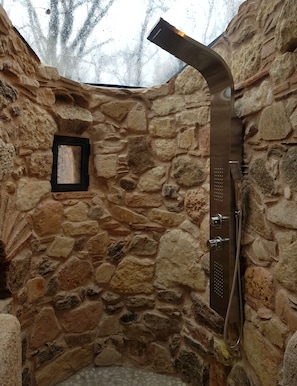 Shower, jetted tub, hair dryer, bidet