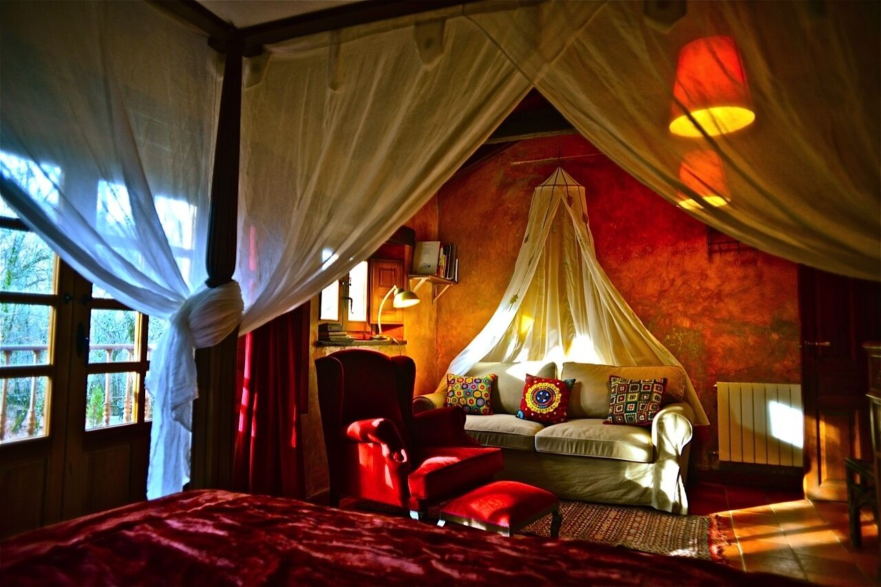 5 slaapkamers, een strijkplank/strijkijzer, wifi, beddengoed