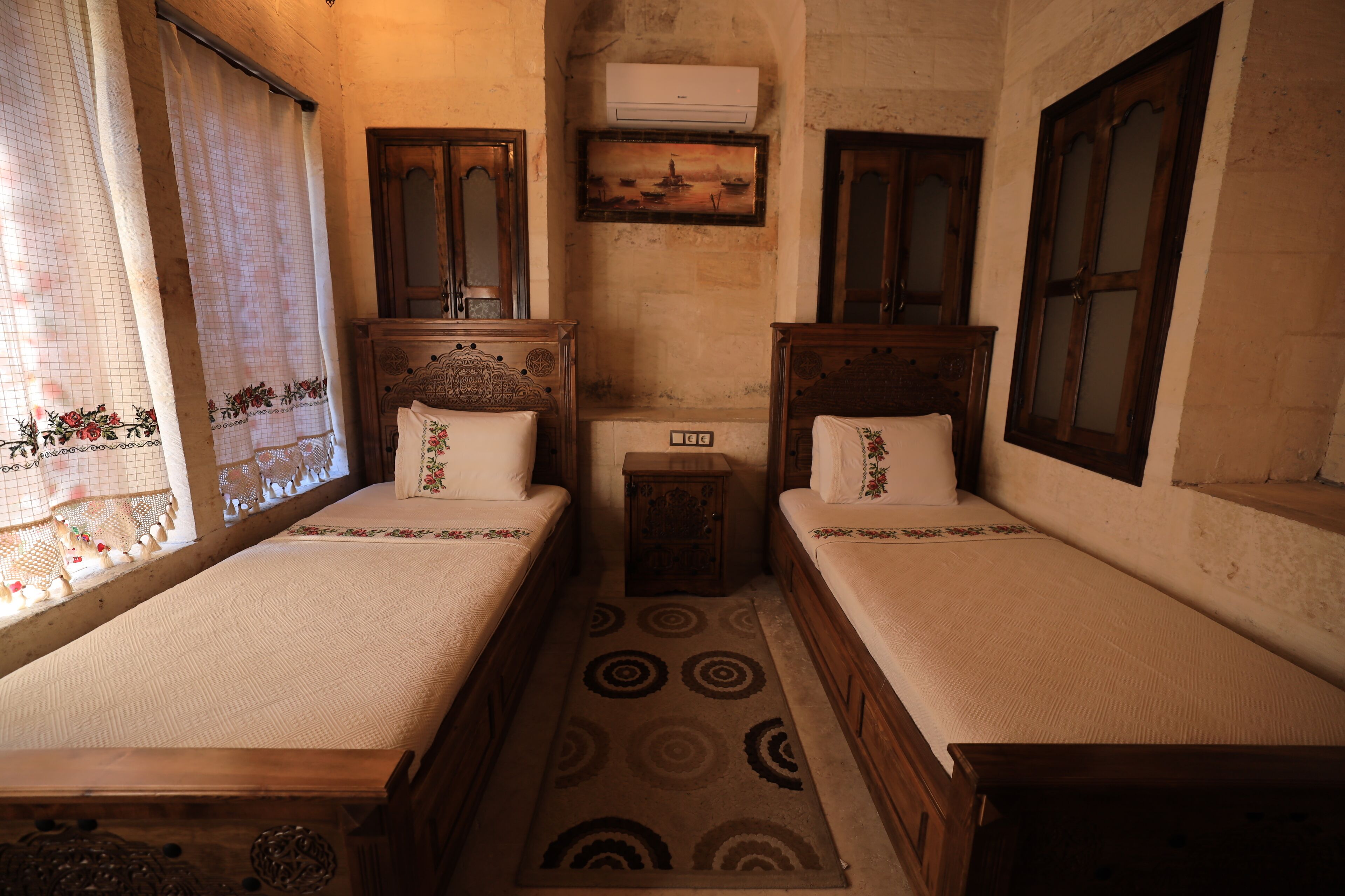 standard double room | 1 bedroom, minibar, desk, soundproofing