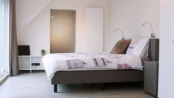 Tweepersoonskamer | Hypoallergeen beddengoed, donsdekens, bedden met traagschuimmatrassen