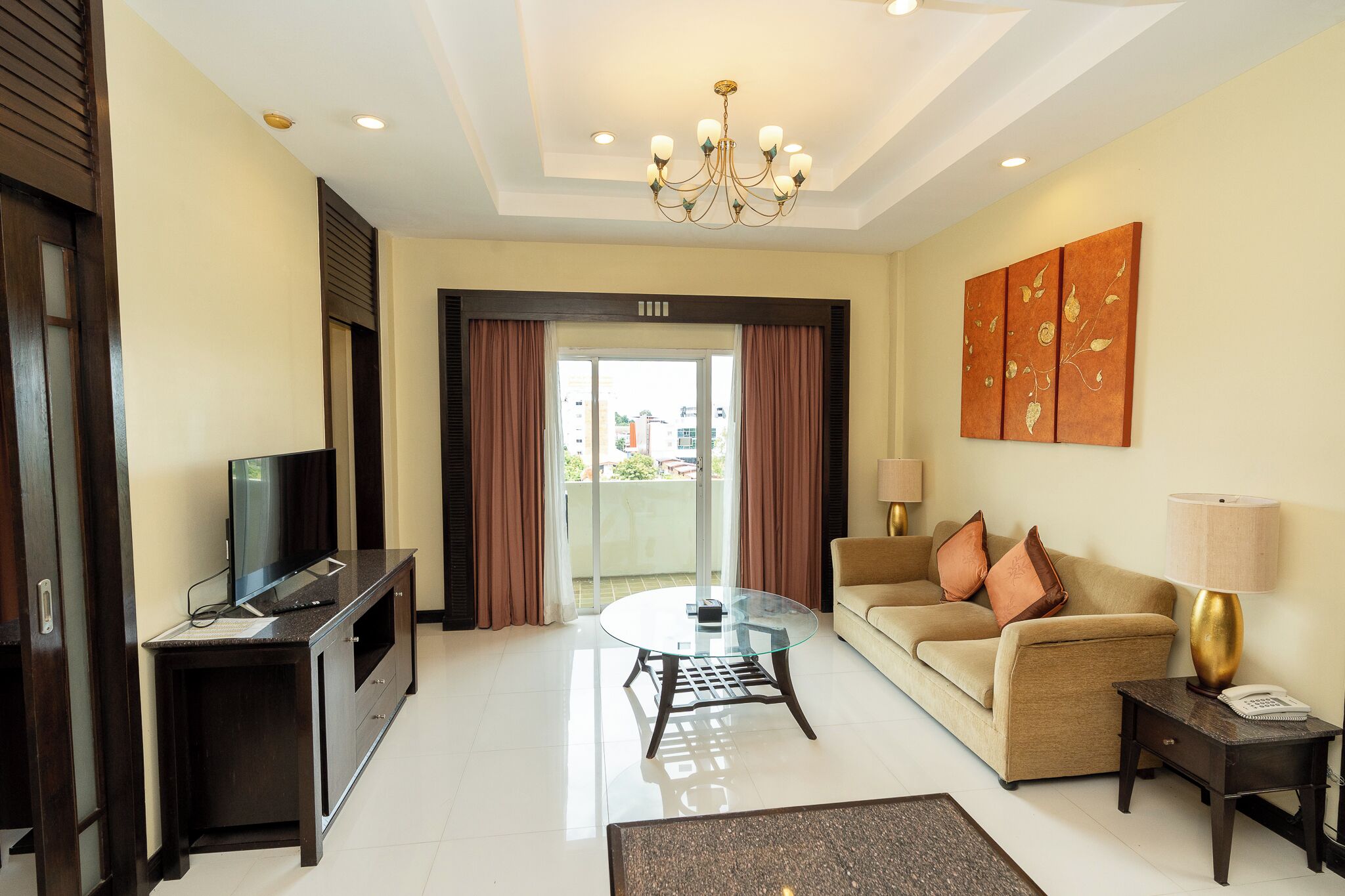 Photo - Sunday Chateau En Ville - Pattaya