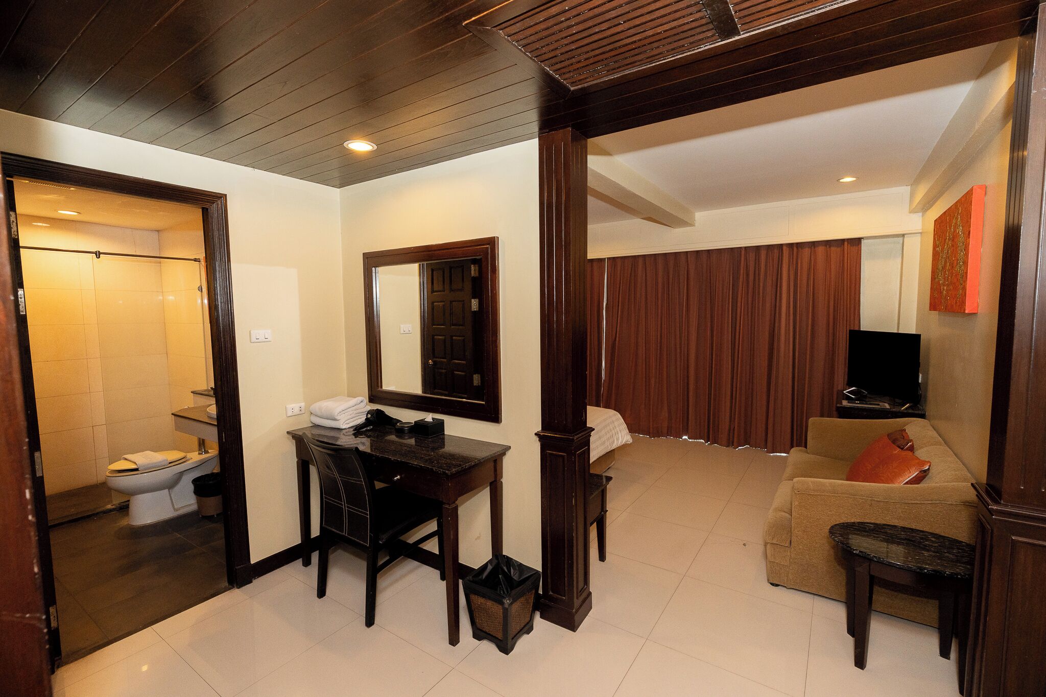 Photo - Sunday Chateau En Ville - Pattaya