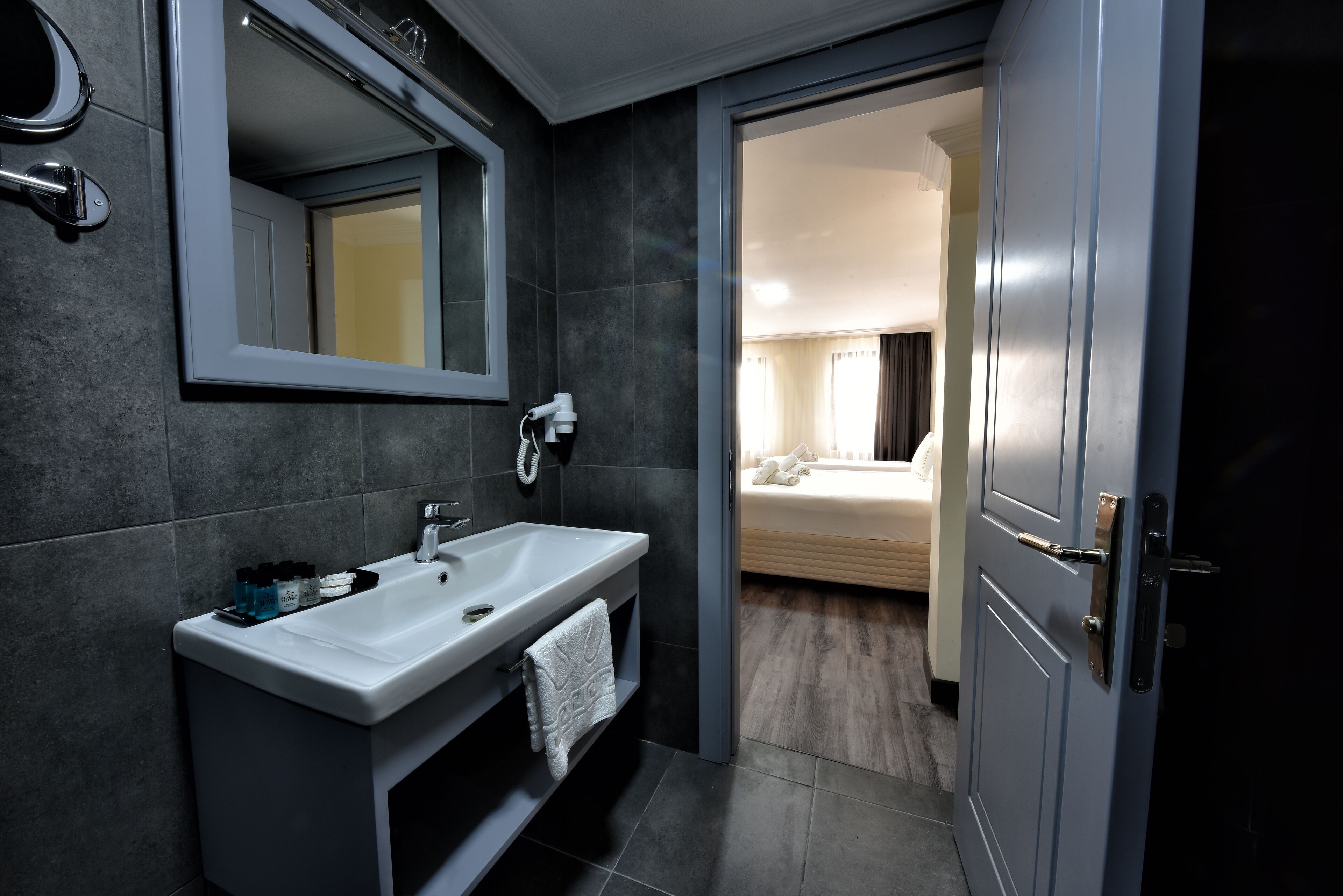 shower, rainfall showerhead, eco-friendly toiletries, hair dryer