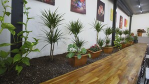 Nhà hàng
