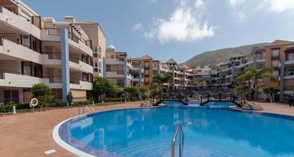 Villa Esmeralda with private heated pool