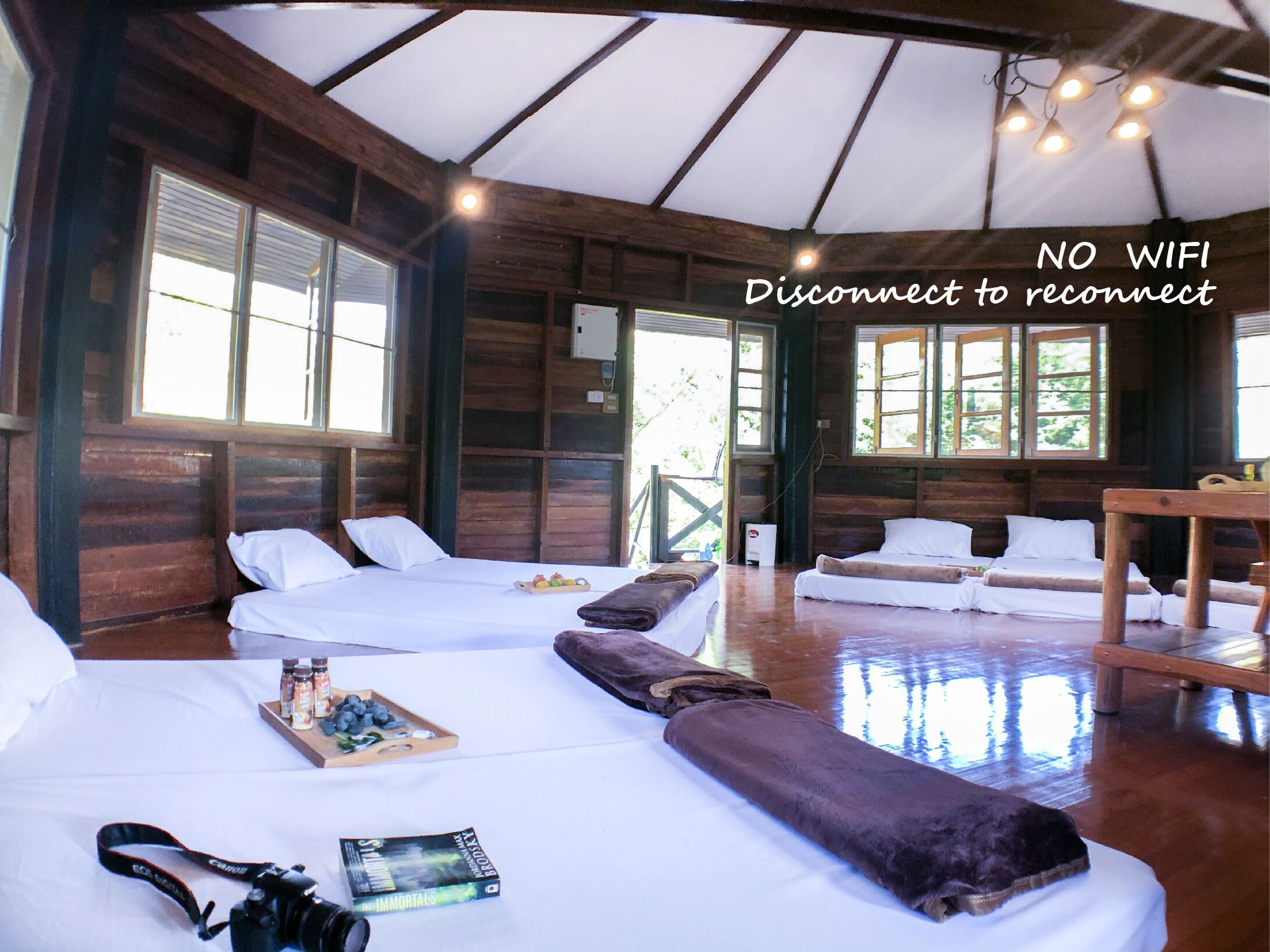 1 bedroom, free WiFi, bed sheets