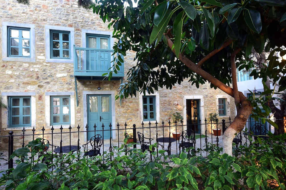 Oalis Hotel
