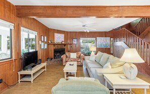 تلفزيون ذكي