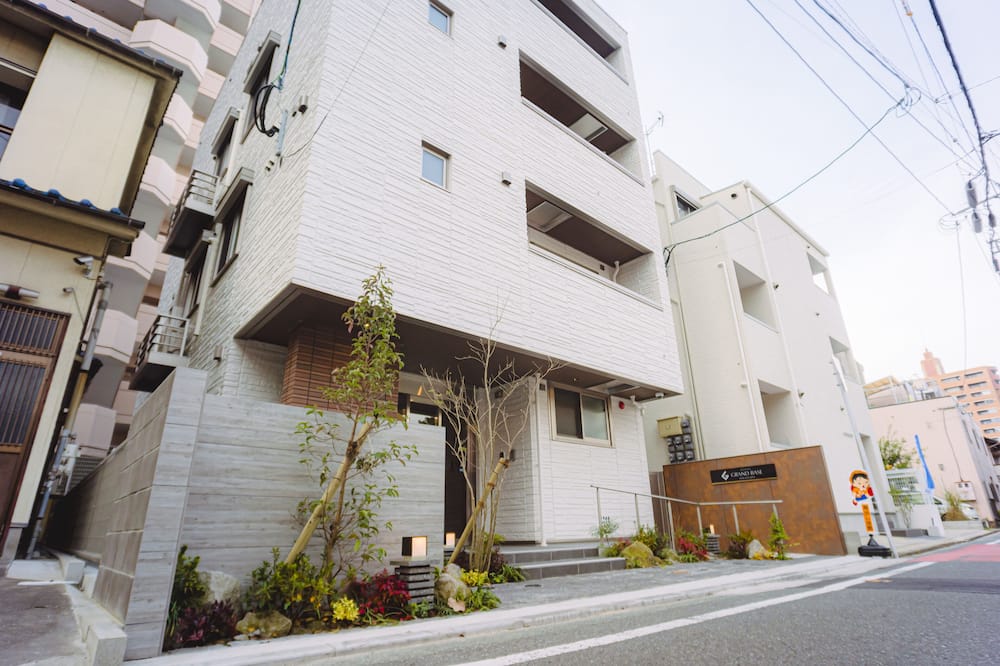 GRAND BASE Hakata Bay