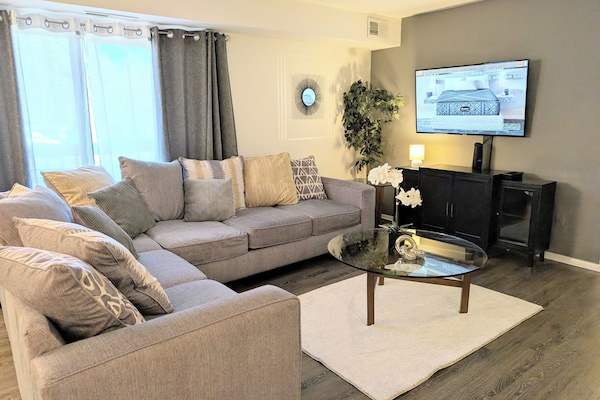 TV, Netflix, streaming services