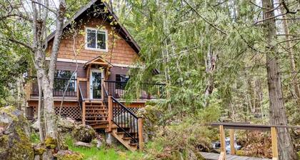 Creekside cabin - no cleaning fee