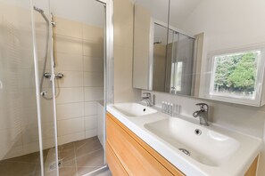 Gratis toiletartikler, hårtørrer, håndklæder