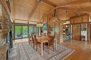 Dining - Frank Lloyd Wright–Inspired Architectural Retreat on 5 Private Acres (Rabun Gap)