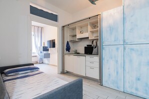 2 slaapkamers, een strijkplank/strijkijzer, wifi, beddengoed