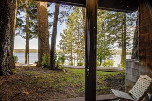 *BBQ*Private Beach*W/D*A/C*Self Check-In