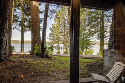 *BBQ*Private Beach*W/D*A/C*Self Check-In