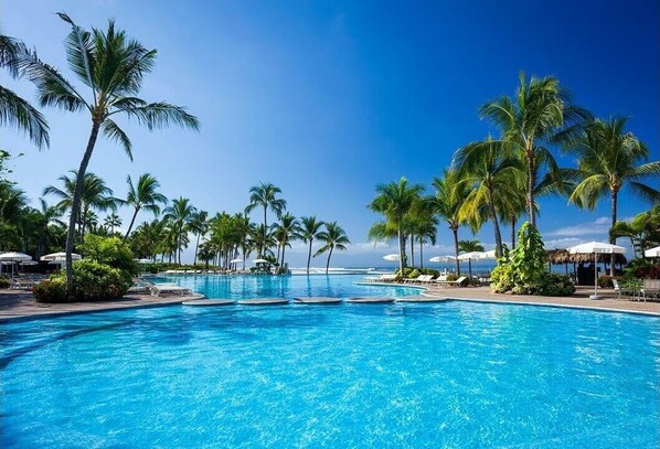 Outdoor pool, a heated pool