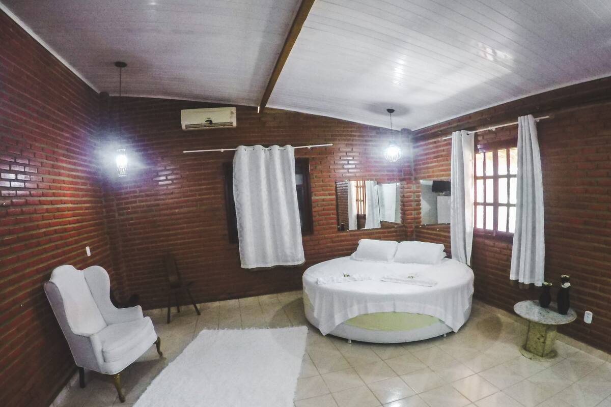 Habitación doble Deluxe | Cortinas blackout, wifi gratis y ropa de cama