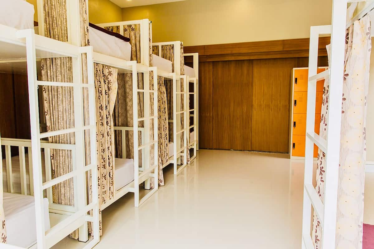 Dormitorio compartido (C) | Ropa de cama hipoalergénica y wifi gratis