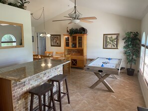 Spielezimmer