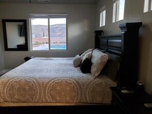4 chambres, fer et planche à repasser, Wi-Fi gratuit, draps fournis