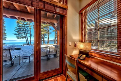 7 Sierra Shores - 3BR/3BA - Lakefront