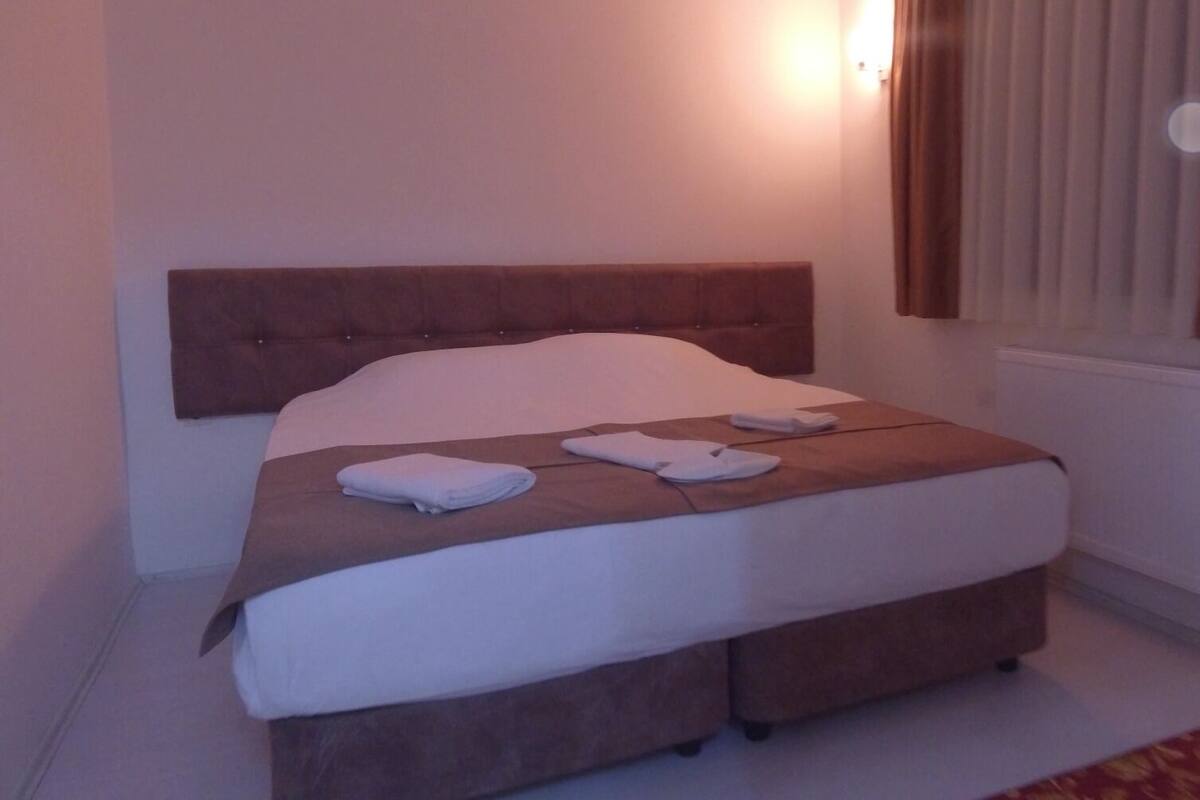 Soundproofing, free cots/infant beds, free WiFi, bed sheets