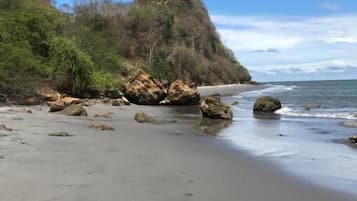 Playa privada y playa de arena blanca