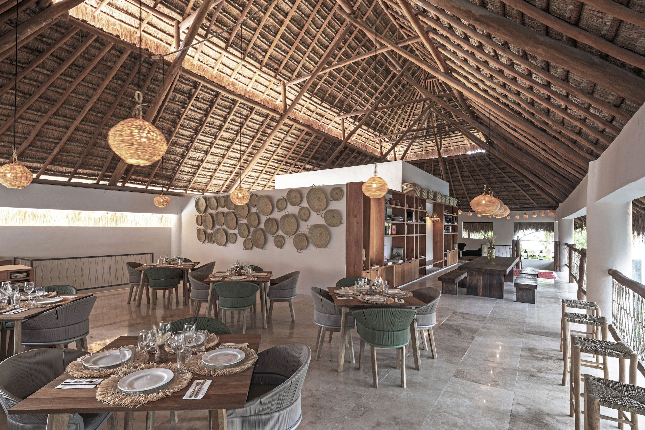 朝食、ディナーに営業 (インド料理)