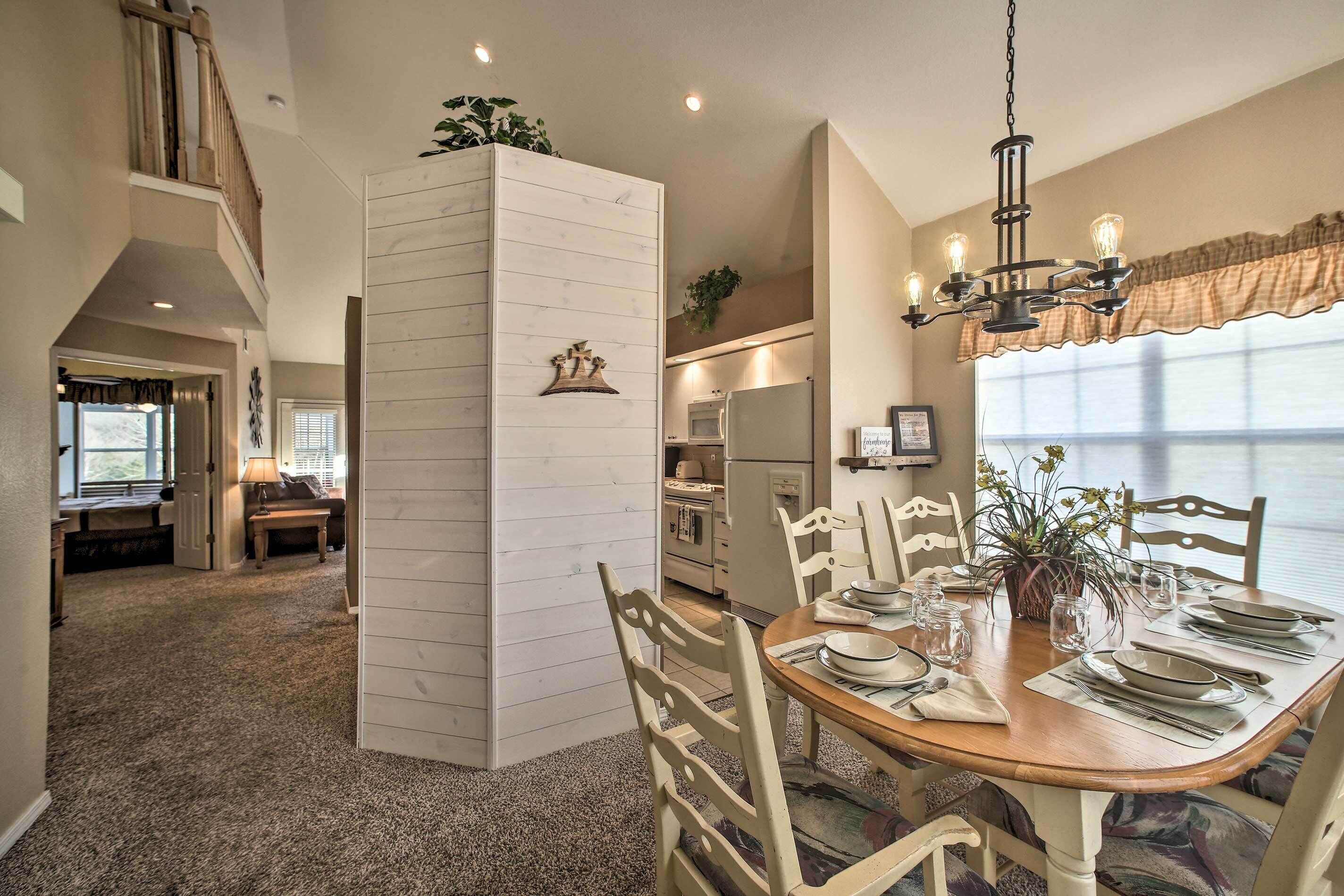 Lakefront Branson Getaway Near Marina & Fishing!