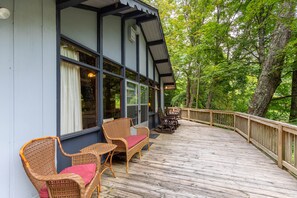 Terrace/patio - Rivers Edge in Todd - Home with hot tub- Enjoy the River from your front porch rocker (Todd)