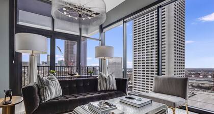 Sunset Boulevard by Atlanta Luxury Rentals