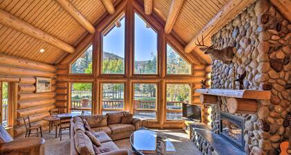 Custom Bitterroot Valley Cabin w/ Hot Tub & Views!