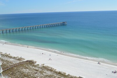 Beach Colony West Penthouse - Incredible Beach Front Views in Navarre Beach