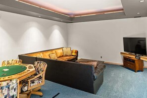 TV, fireplace, video games, offices