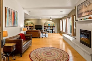 TV, fireplace, video games, offices