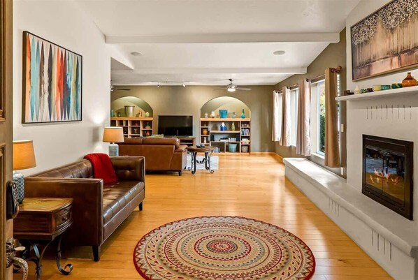 TV, fireplace, video games, offices