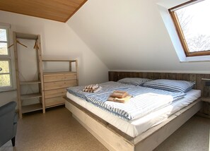 3 bedrooms, travel cot, WiFi, bed sheets - Apartment Löffler - Gulfhof Friedrichsgroden (Wittmund)