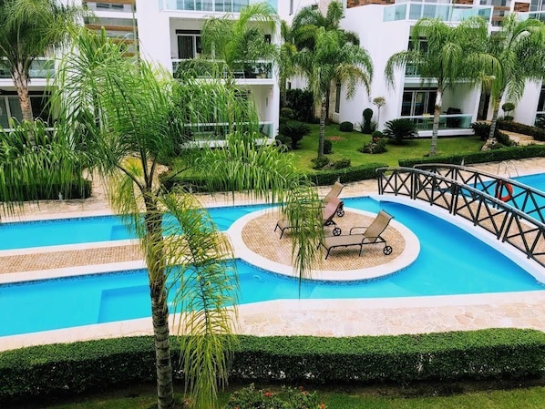 Piscine extérieure