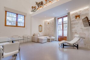 TV - VINTAGE PALMA PALACE (GRAND DELUXE) by Priority (Palma de Mallorca)