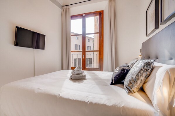 1 chambre, fer et planche à repasser, Wi-Fi gratuit, draps fournis
